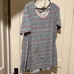 LuLaRoe Blue and Pink Patterned Short Sleeve Top